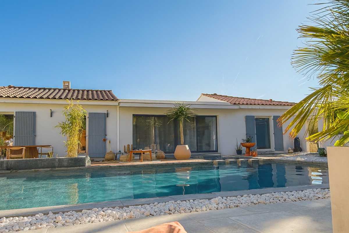 vue extérieure maison plain pied