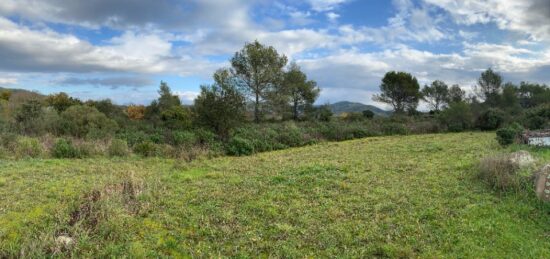 Terrain à bâtir à Cuers, Provence-Alpes-Côte d'Azur
