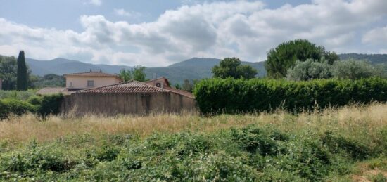 Terrain à bâtir à , Var