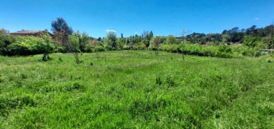 Terrain à bâtir à Tourves, Provence-Alpes-Côte d'Azur