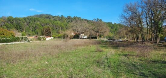 Terrain à bâtir à Montmeyan, Provence-Alpes-Côte d'Azur